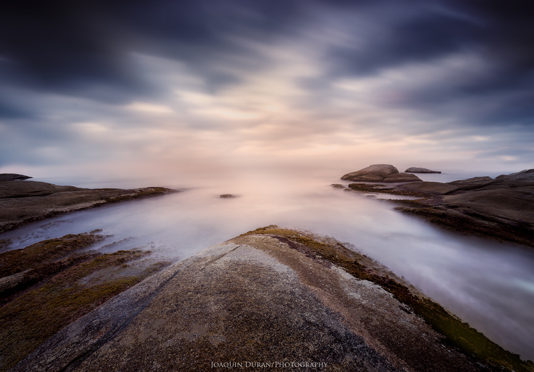Nikon AF-S Nikkor 14-24mm F2.8G ED sample photo. Sky sea and land photography