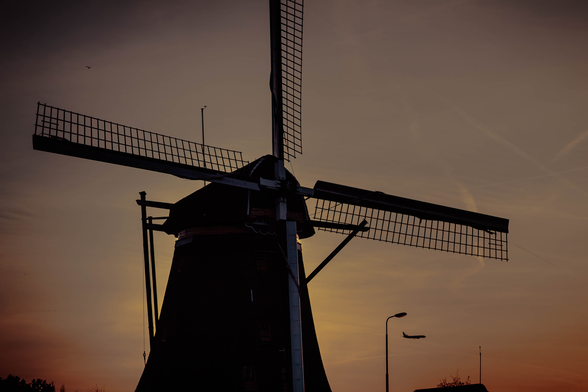 Canon EOS 1300D (EOS Rebel T6 / EOS Kiss X80) sample photo. Windmill at aalsmeer photography