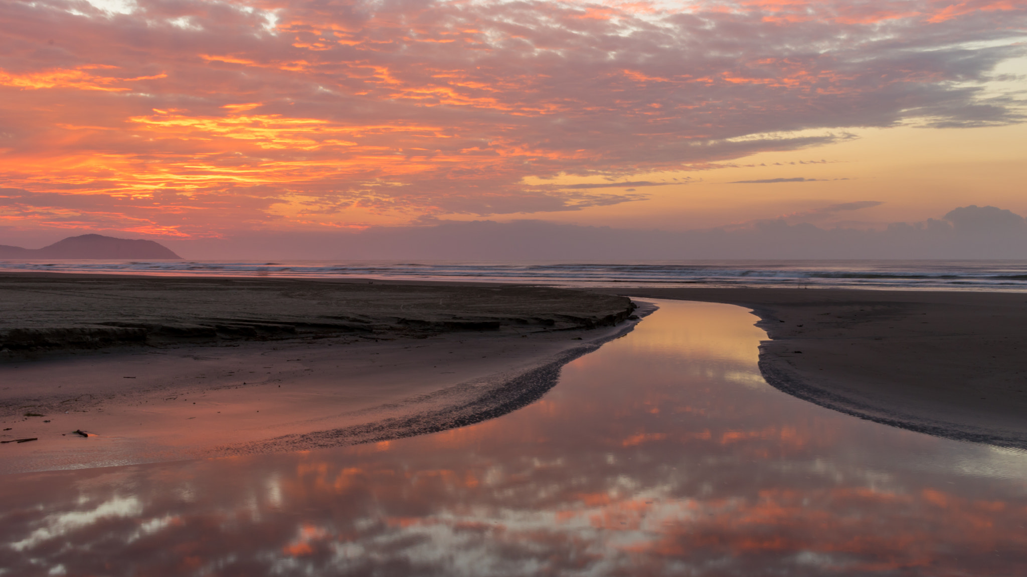 Canon EF-S 24mm F2.8 STM sample photo. Reflexo photography