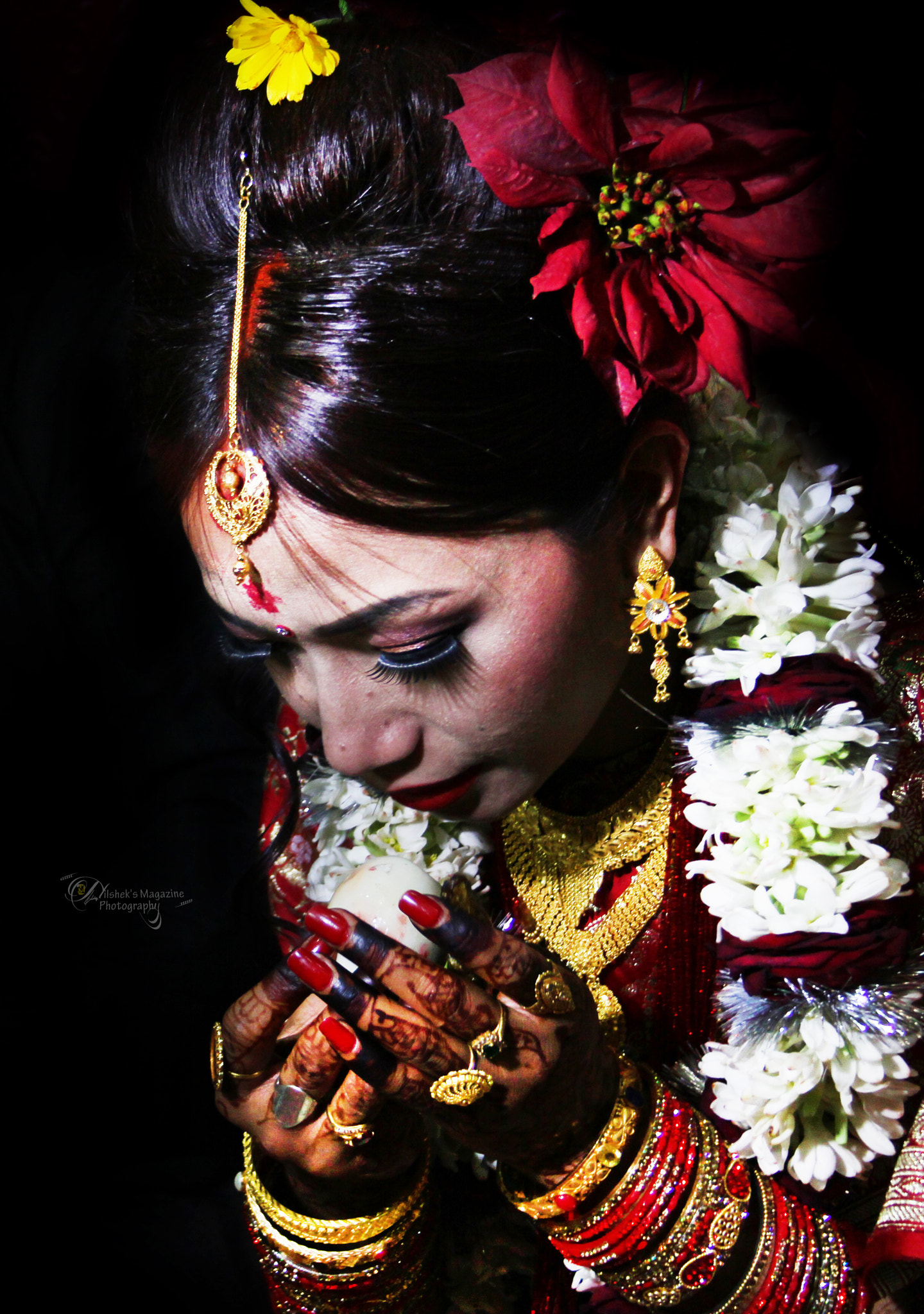 Canon EF-S 18-55mm F3.5-5.6 II sample photo. Manisha at wed moment photography