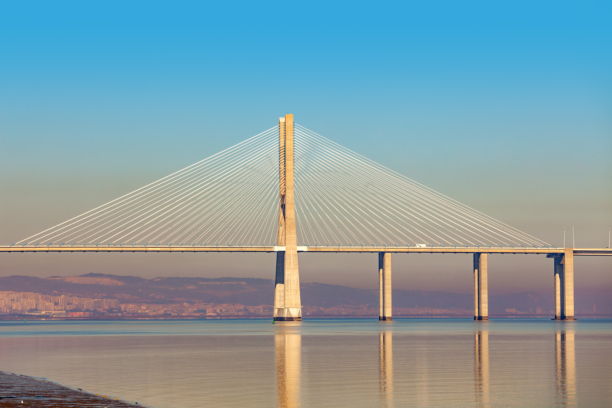 Canon EF 70-200mm F4L IS USM sample photo. Vasco da gama bridge in lisbon. photography