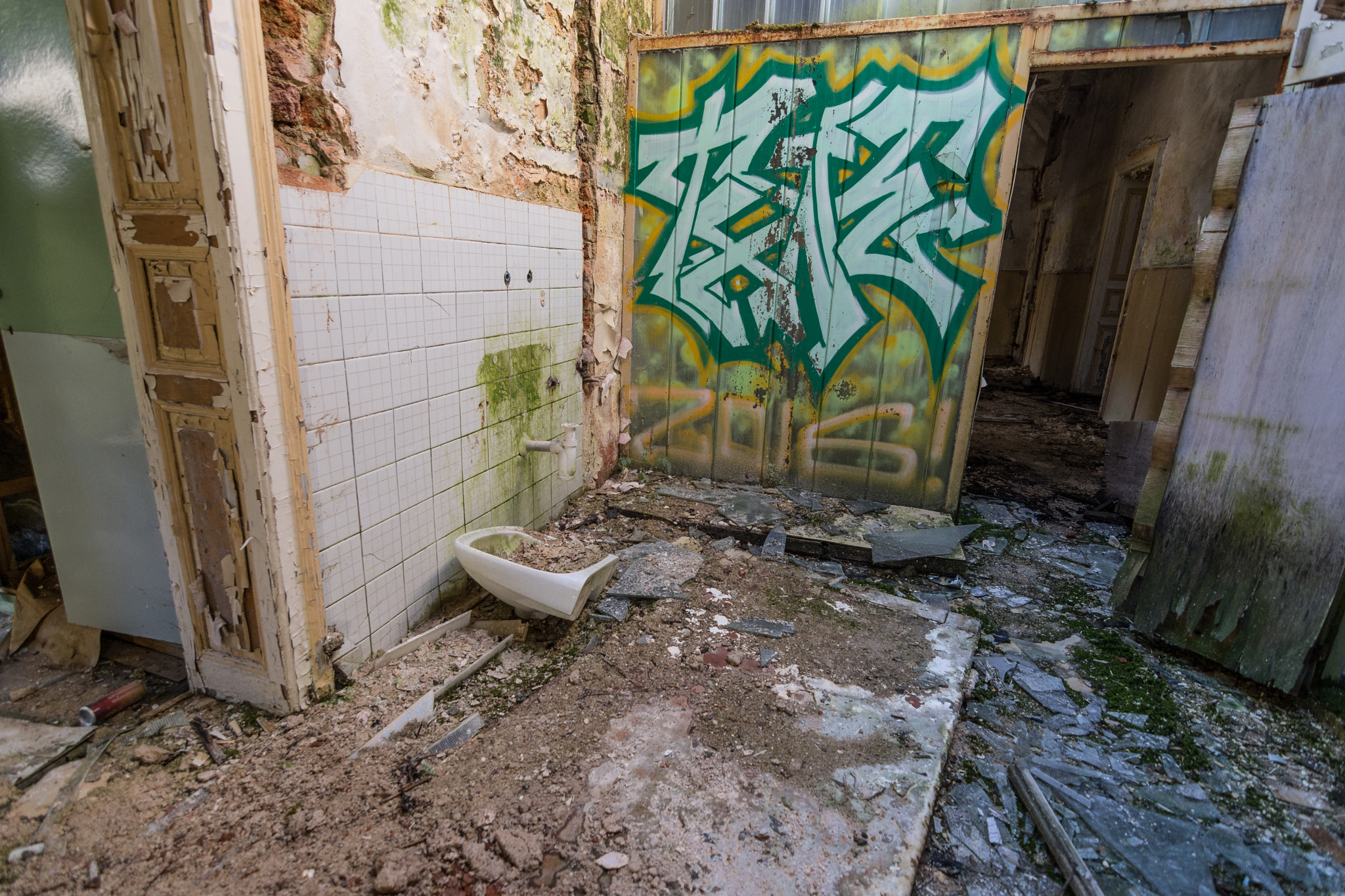 Nikon D7200 sample photo. Ruin photography