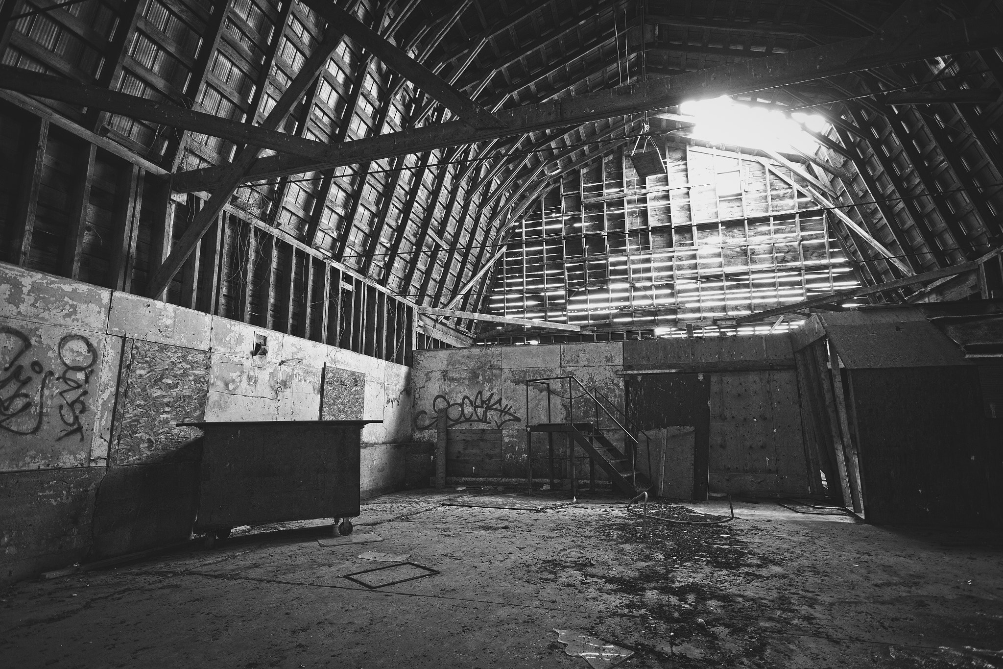 Canon EOS 60D + Sigma 10-20mm F4-5.6 EX DC HSM sample photo. The ambient suffering ii photography