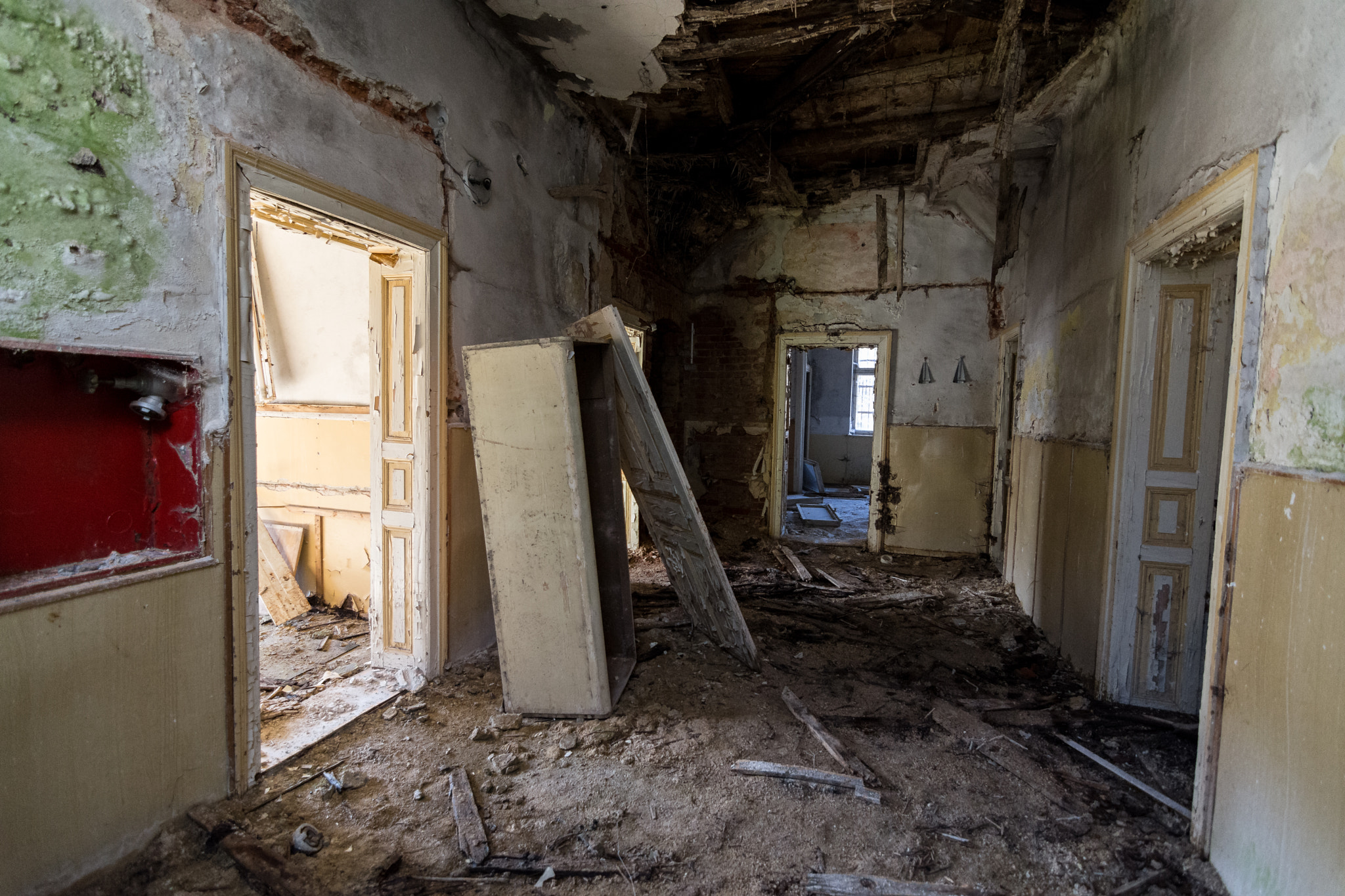 Nikon D7200 sample photo. Ruin photography