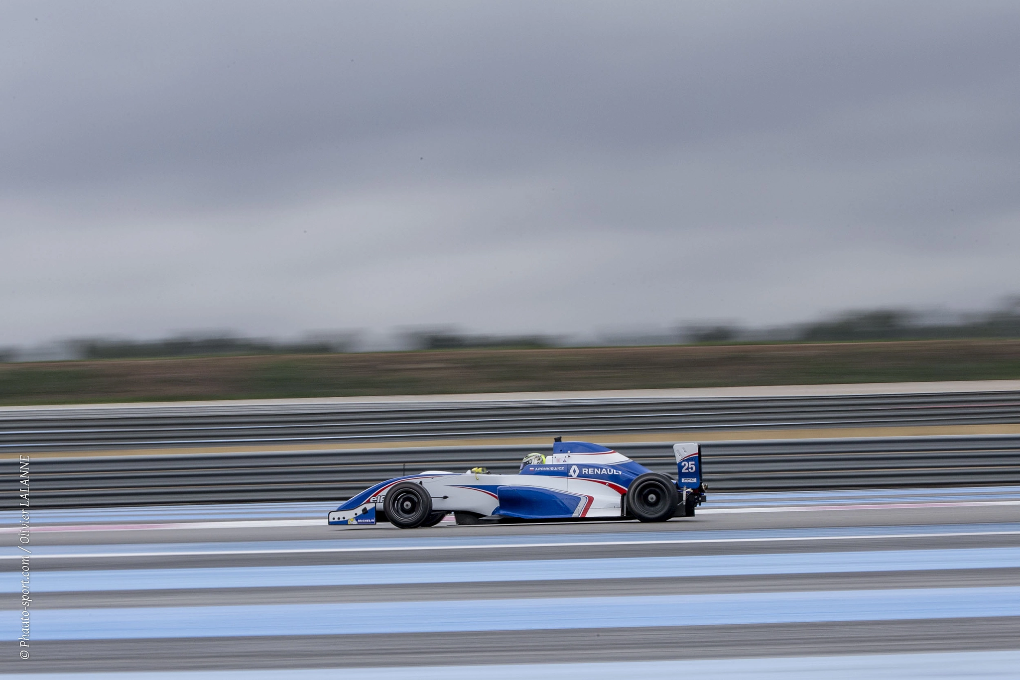 Canon EOS-1D X sample photo. Fr2.0 essais collectifs paul ricard photography