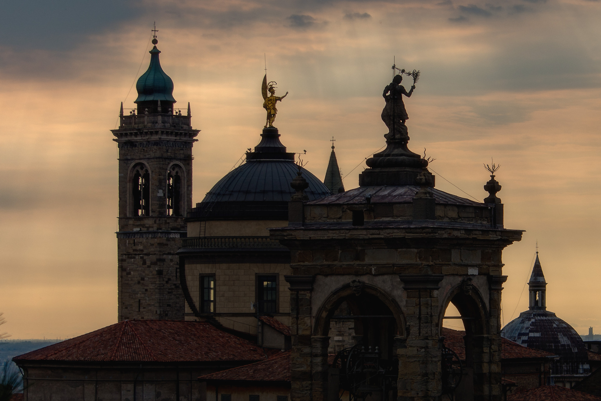 Nikon D7200 sample photo. Shadows on bergamo photography