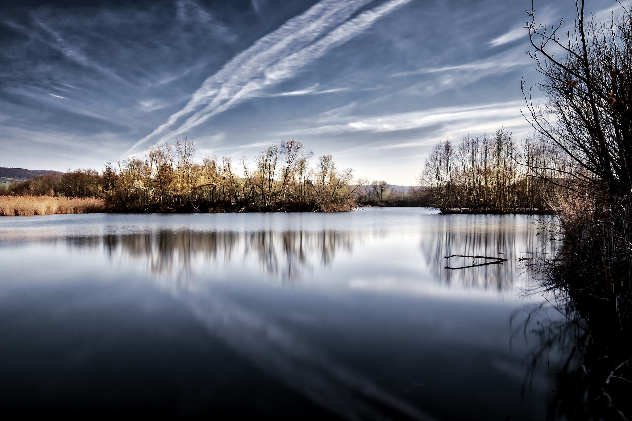 Fujifilm XF 10-24mm F4 R OIS sample photo. The lake photography