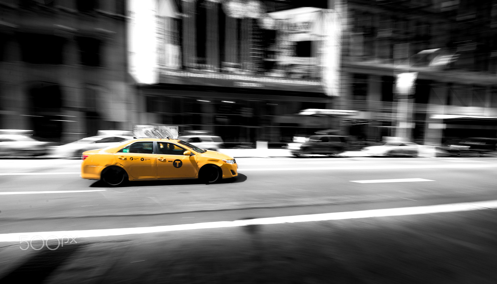 Nikon D610 sample photo. Yellow in motion photography