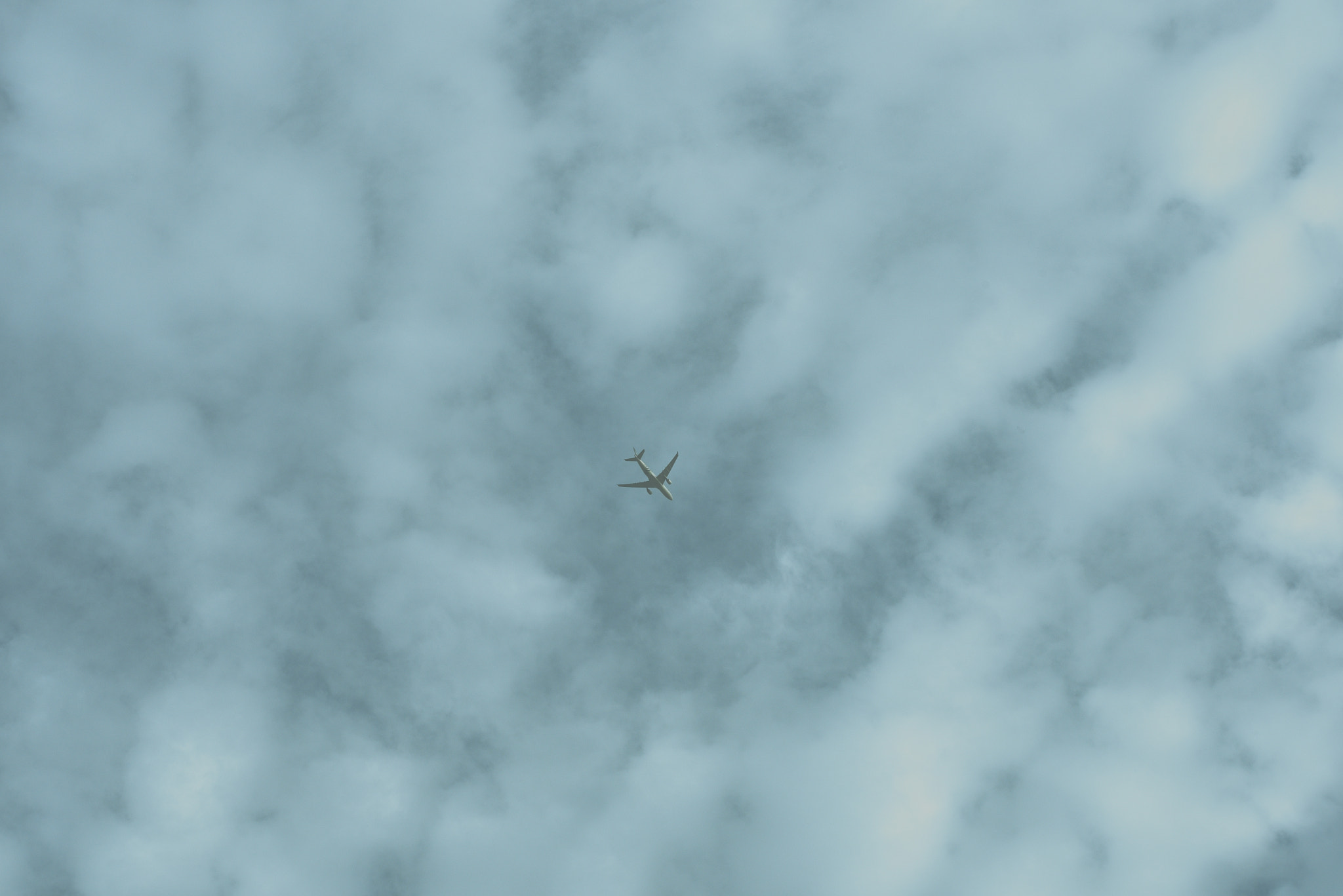 Sigma 105mm F2.8 EX DG OS HSM sample photo. Air plane photography