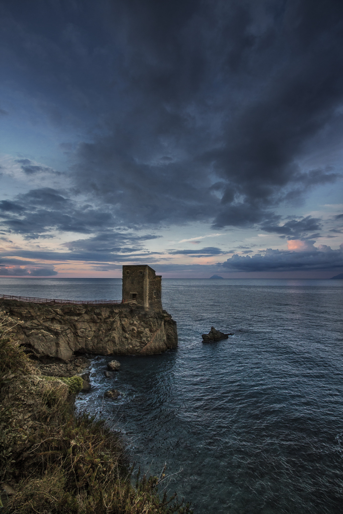 Canon EF-S 10-22mm F3.5-4.5 USM sample photo. Costa saracena photography