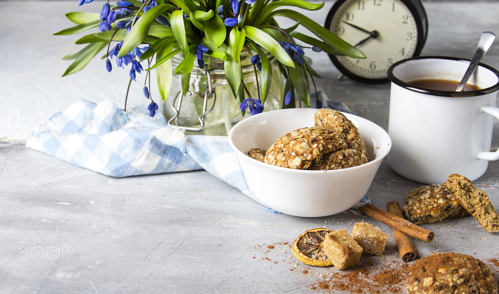 Canon EOS 60D + Canon EF 28-135mm F3.5-5.6 IS USM sample photo. Cocoa mug cookie breakfast morning flowers spring photography