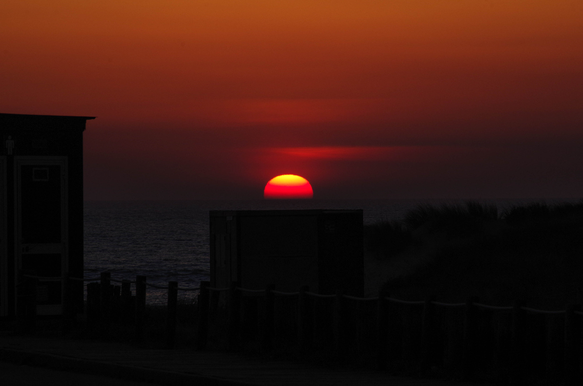 Tamron AF 80-210mm F4-5.6 (178D) sample photo. The dusk photography