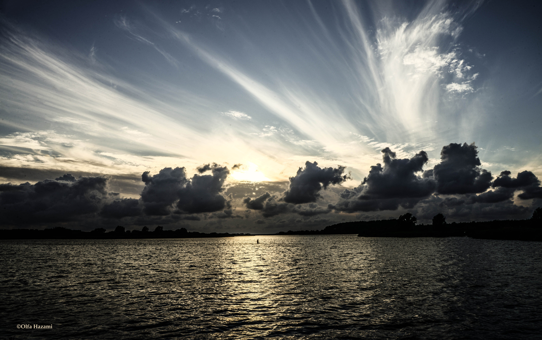 Nikon AF-S Nikkor 24-120mm F4G ED VR sample photo. In the water and under the sky photography