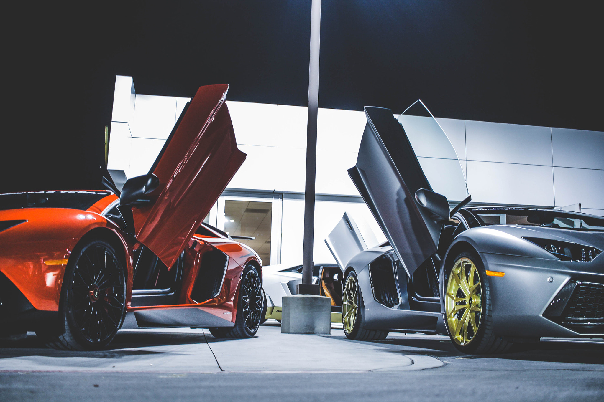 Canon EF-S 24mm F2.8 STM sample photo. Lamborghini lv photography