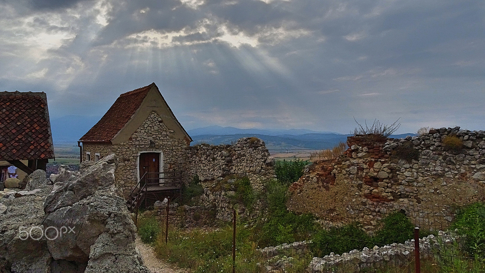 Sony DSC-HX60 sample photo. Rasnov citadel ruins photography