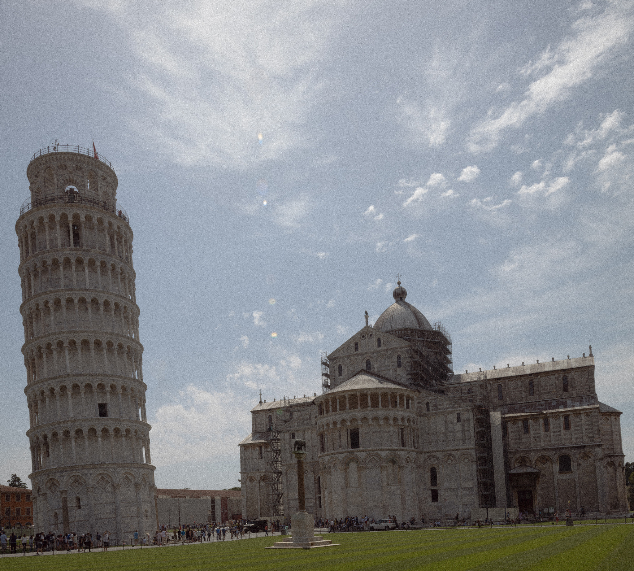 Canon EOS 5DS R + Canon EF 11-24mm F4L USM sample photo. Torre di pisa photography