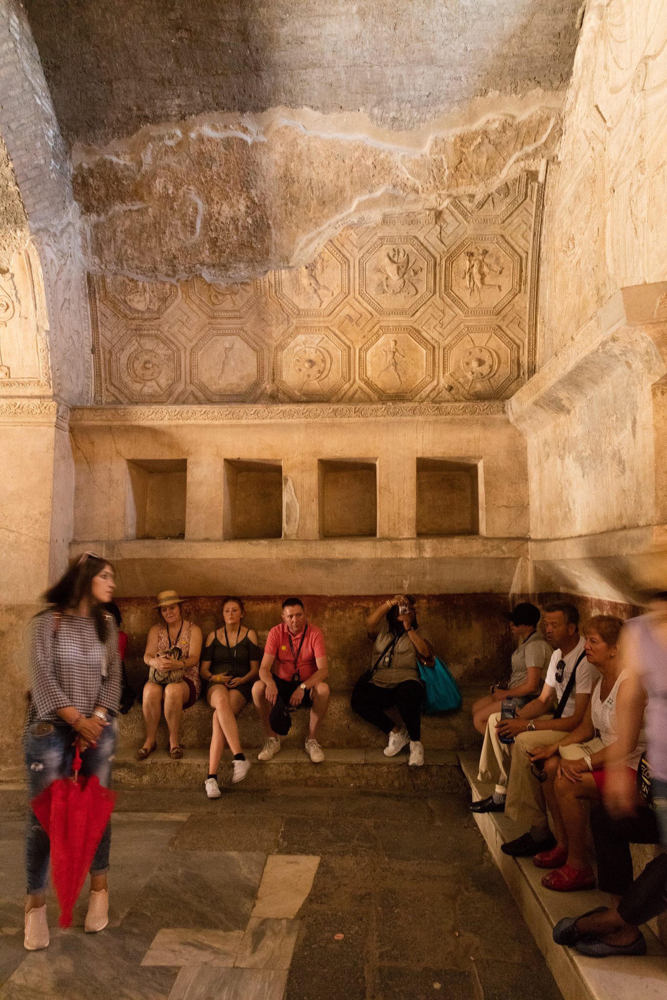 Canon EF 24-70mm F2.8L II USM sample photo. Common bath house photography