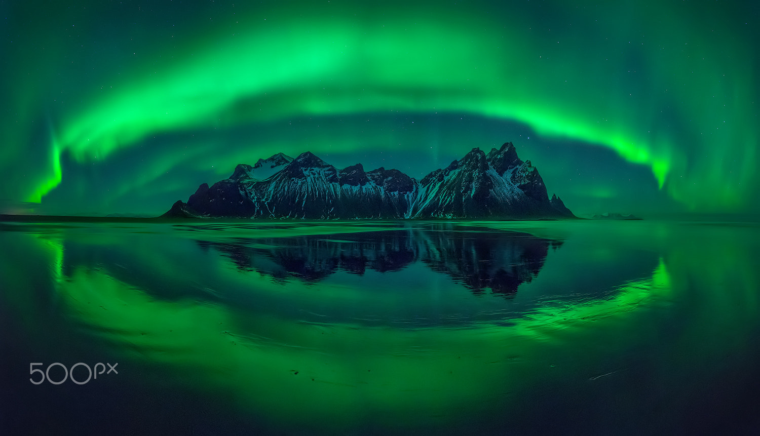 Sony a7R + Voigtlander HELIAR-HYPER WIDE 10mm F5.6 sample photo. Stokksnes by night photography