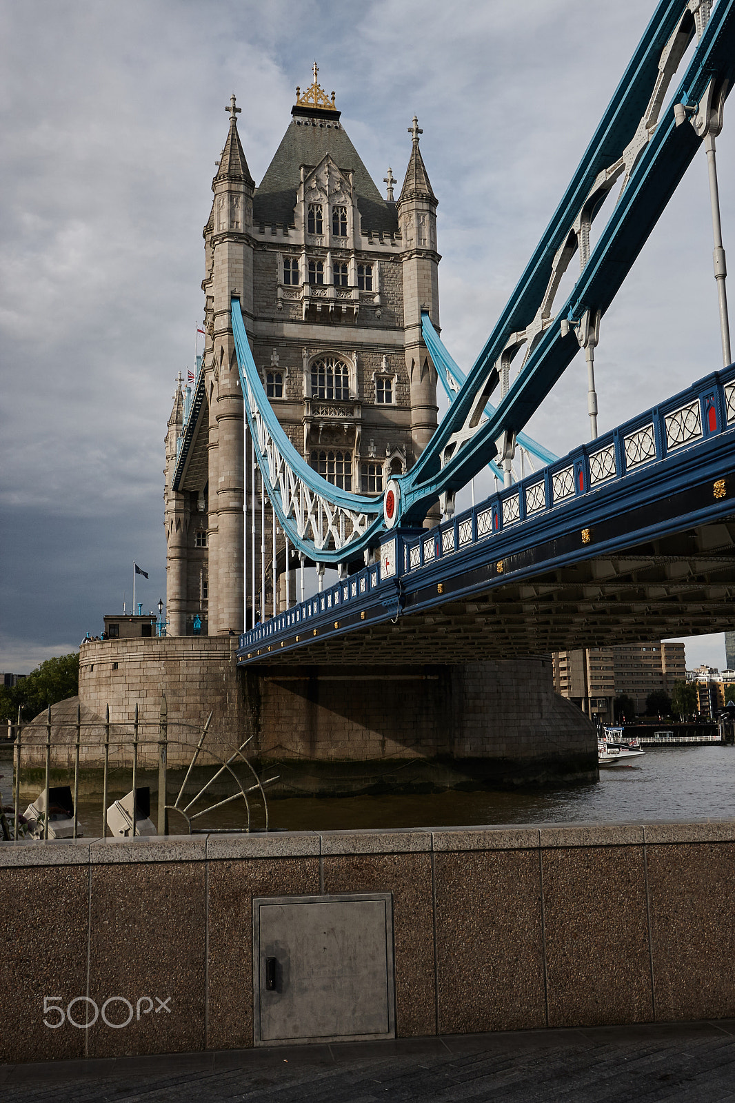 Canon EF-S 10-22mm F3.5-4.5 USM sample photo. Img bridge at london photography