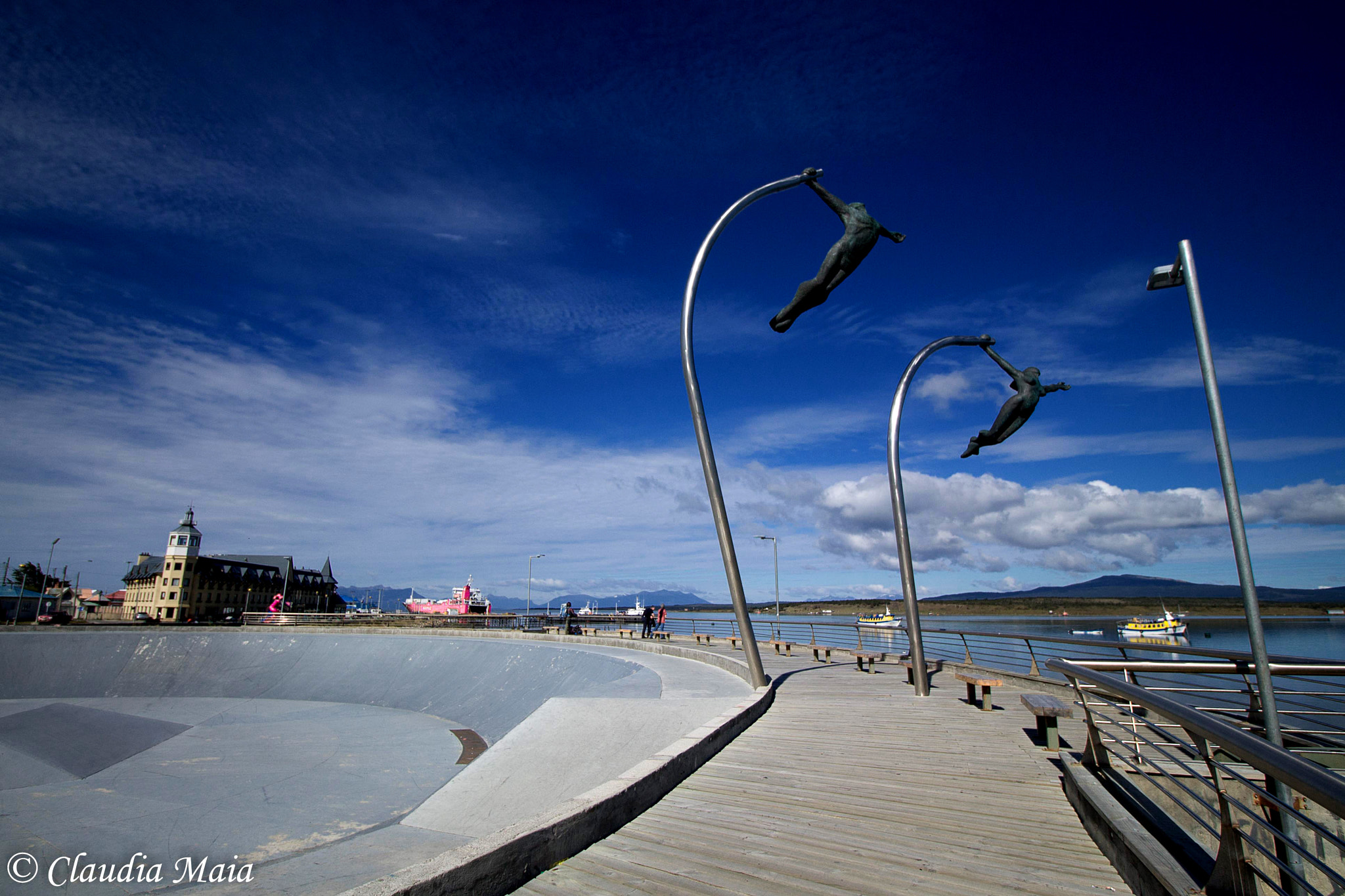 Canon EOS 1100D (EOS Rebel T3 / EOS Kiss X50) sample photo. Monumento al viento photography