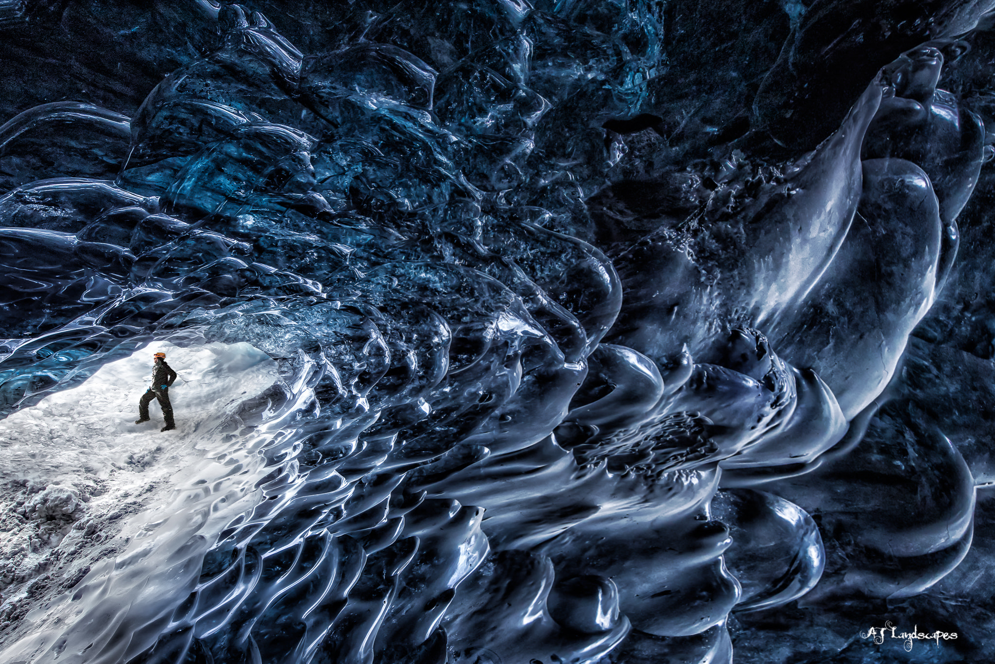 Nikon AF-S Nikkor 14-24mm F2.8G ED sample photo. Vatnajokull photography