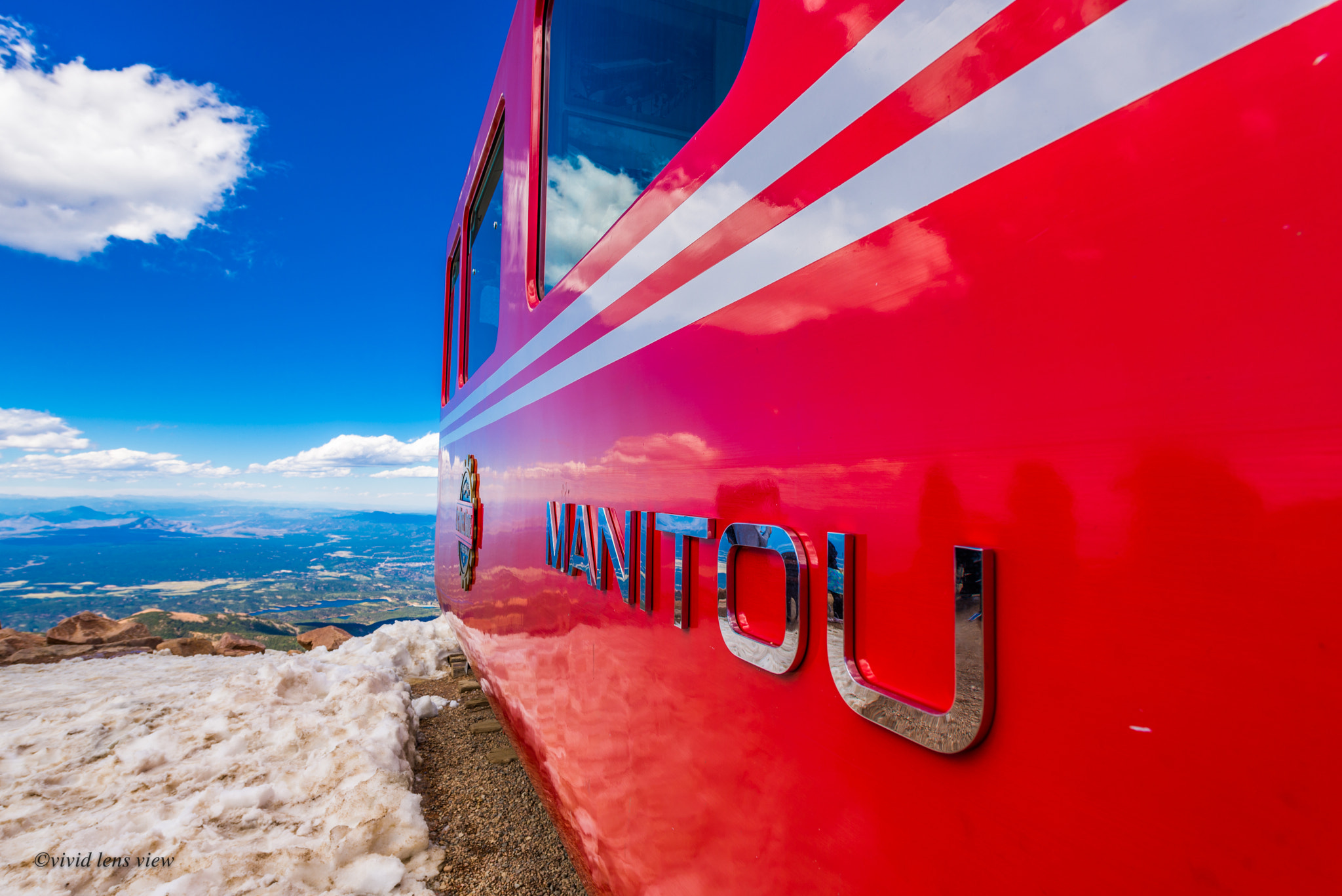 Nikon AF-S Nikkor 14-24mm F2.8G ED sample photo. Beyond your reflection photography