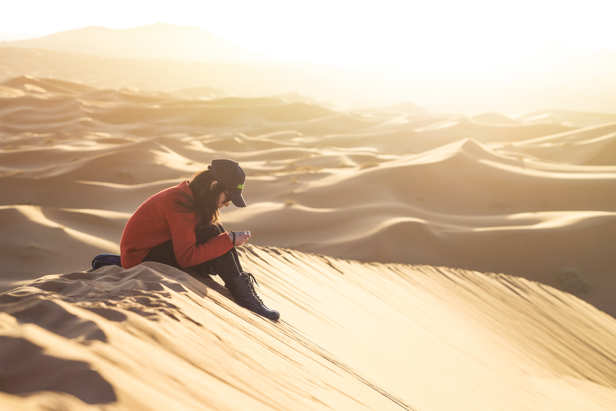 Canon EOS-1D X + Zeiss Milvus 85mm f/1.4 sample photo. Sahara desert photography