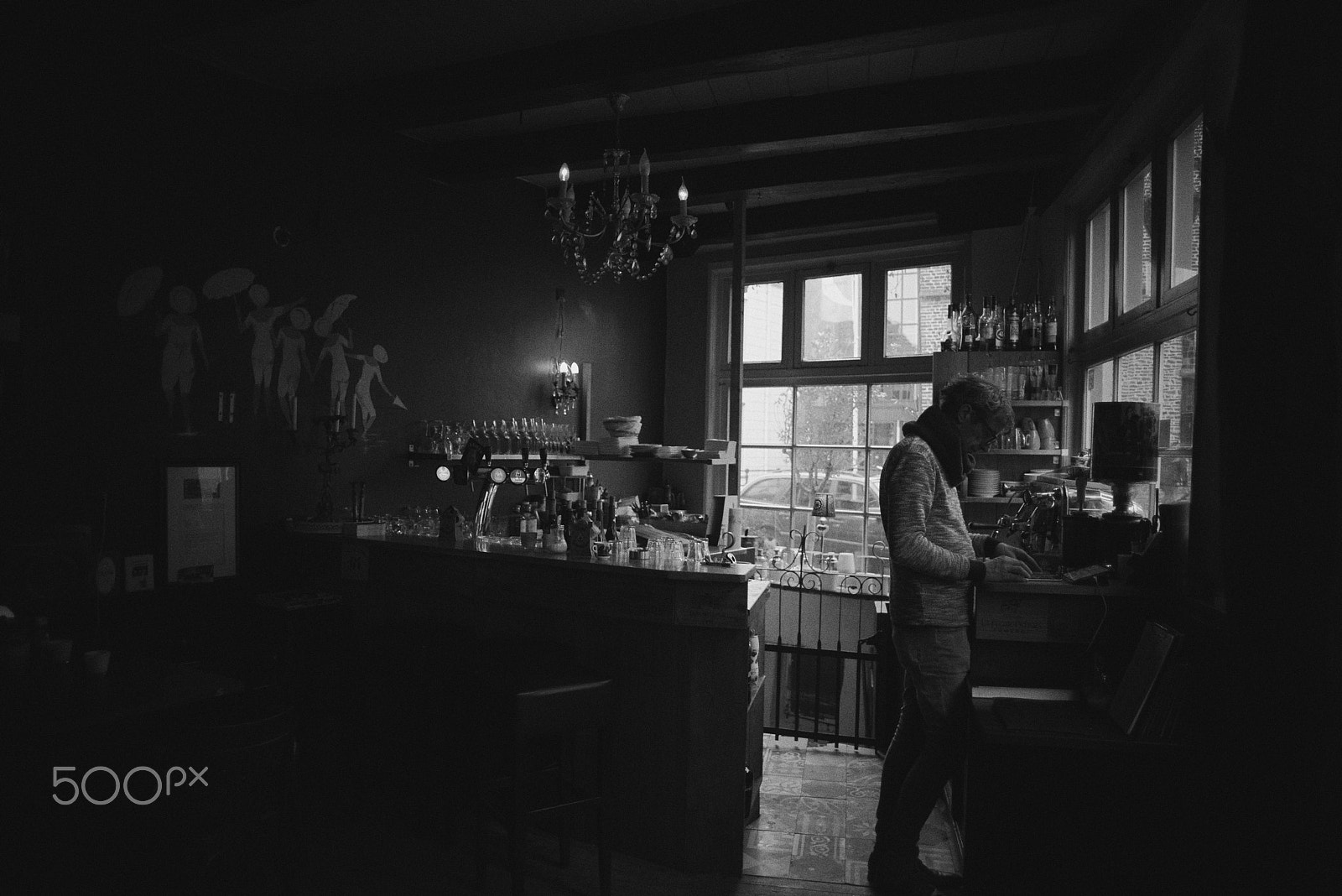 24mm F2.8 sample photo. An italian coffee shop photography