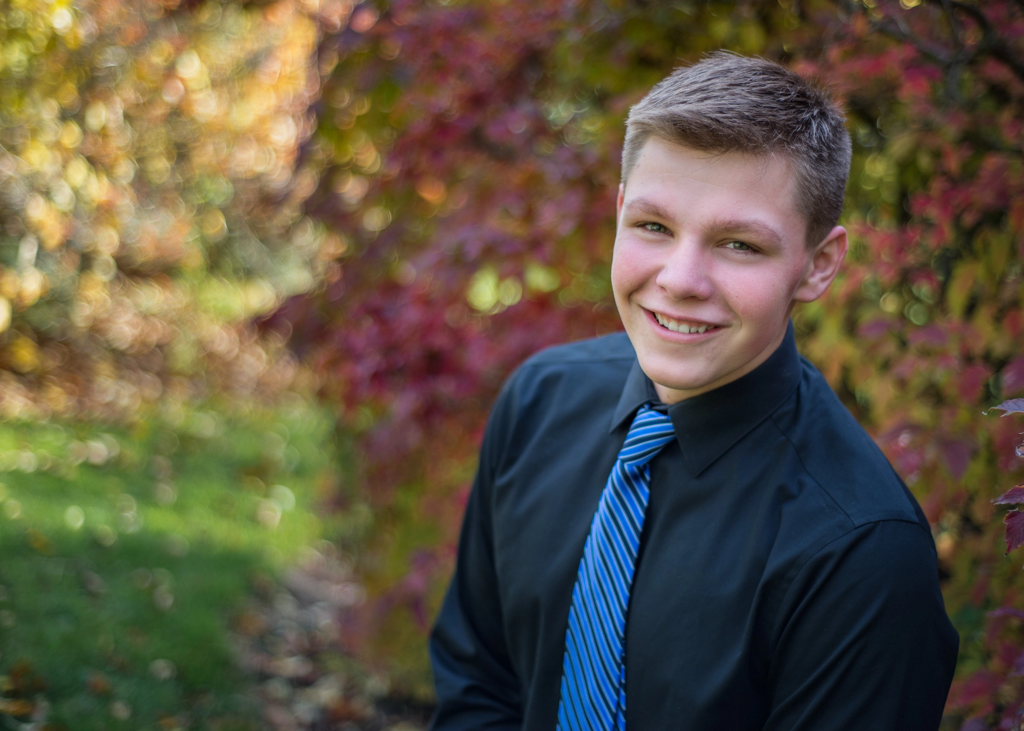 Nikon D610 + Nikon AF Nikkor 50mm F1.8D sample photo. Senior portrait show photography