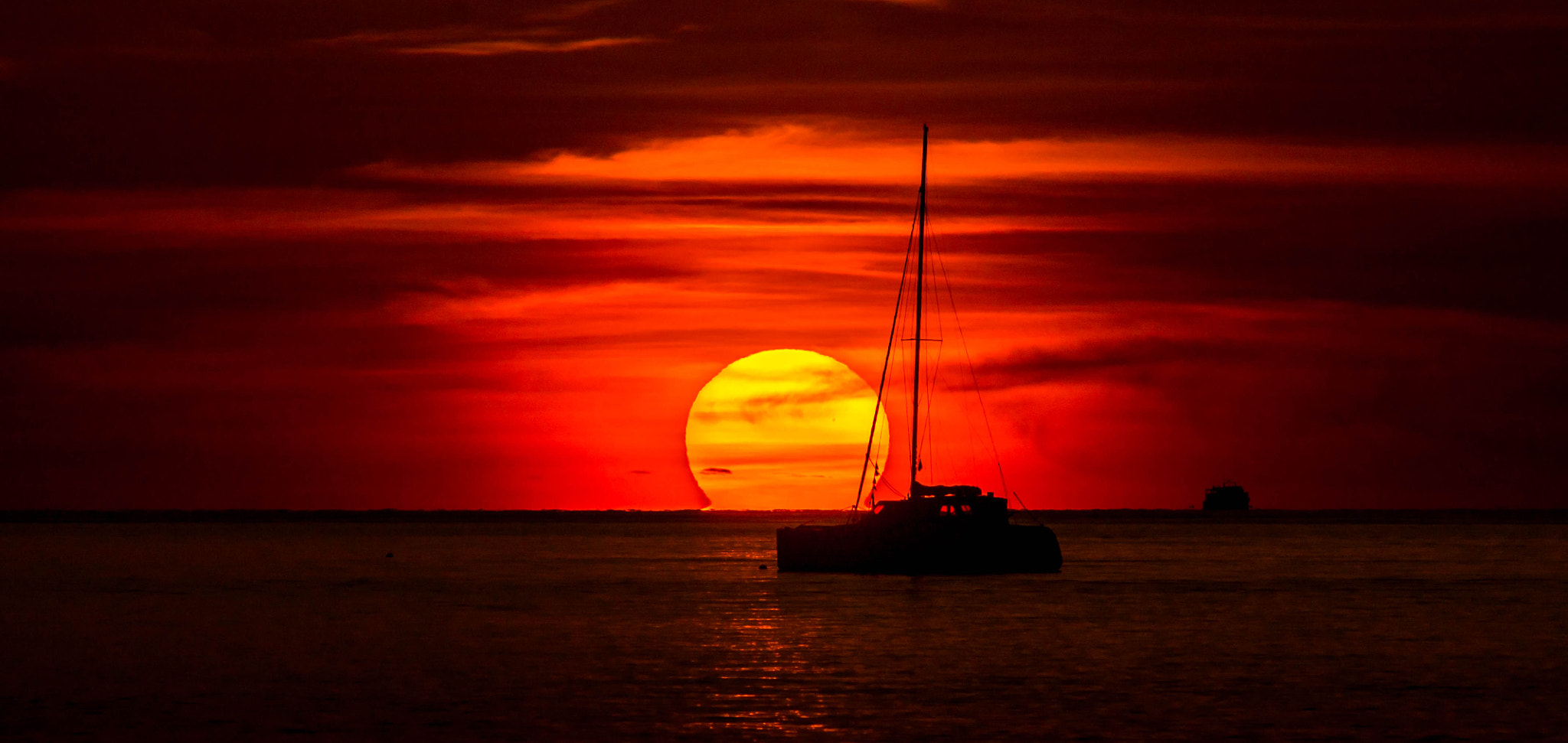 Canon EOS 1100D (EOS Rebel T3 / EOS Kiss X50) sample photo. The sunset in koh lipe photography