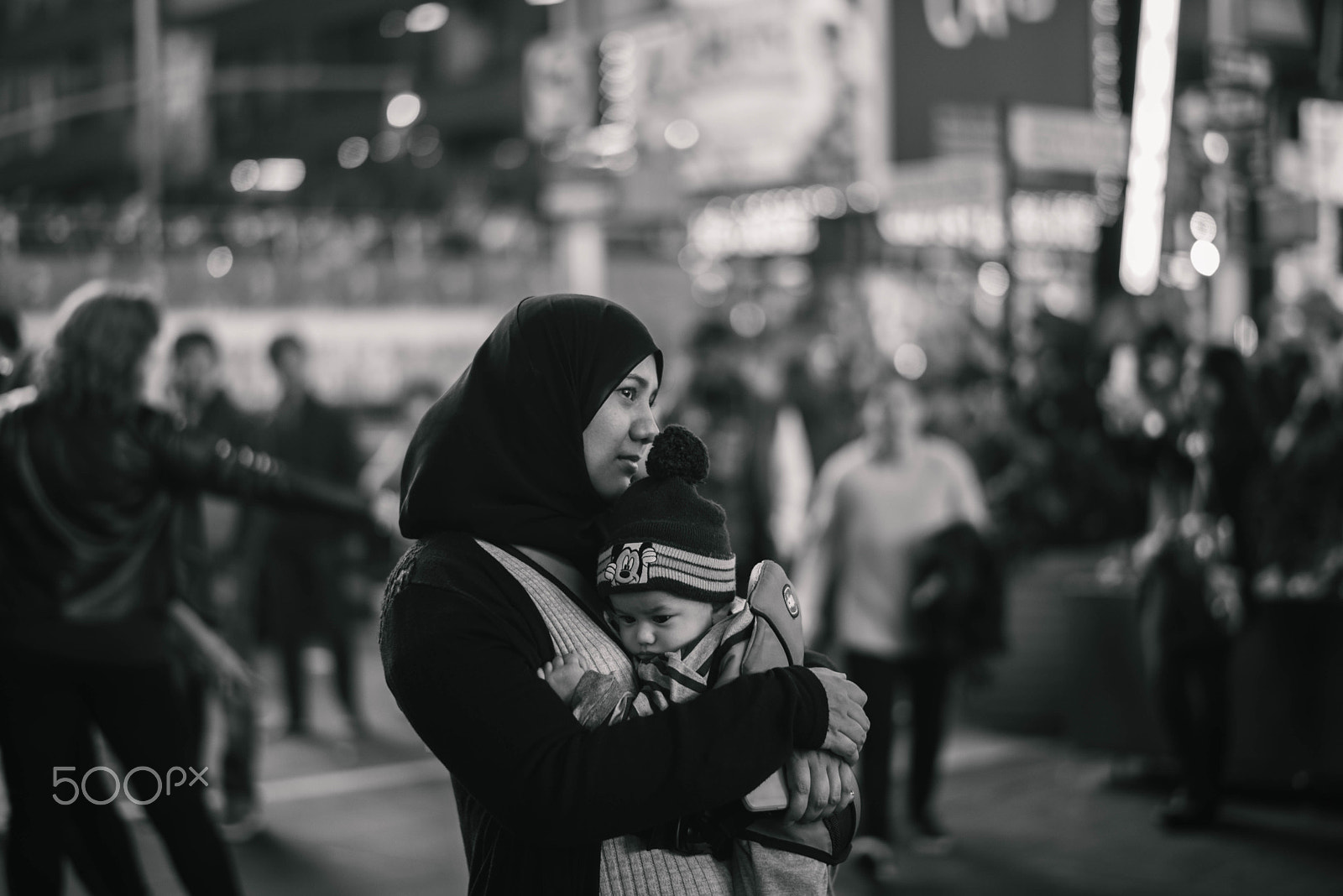 Nikon D750 + Nikon AF-S Nikkor 58mm F1.4G sample photo. Woman and child photography