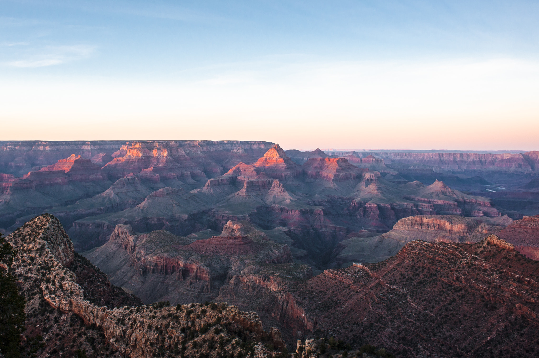 Nikon D700 + Nikon AF Nikkor 24mm F2.8D sample photo. Grand canyon at sunset photography