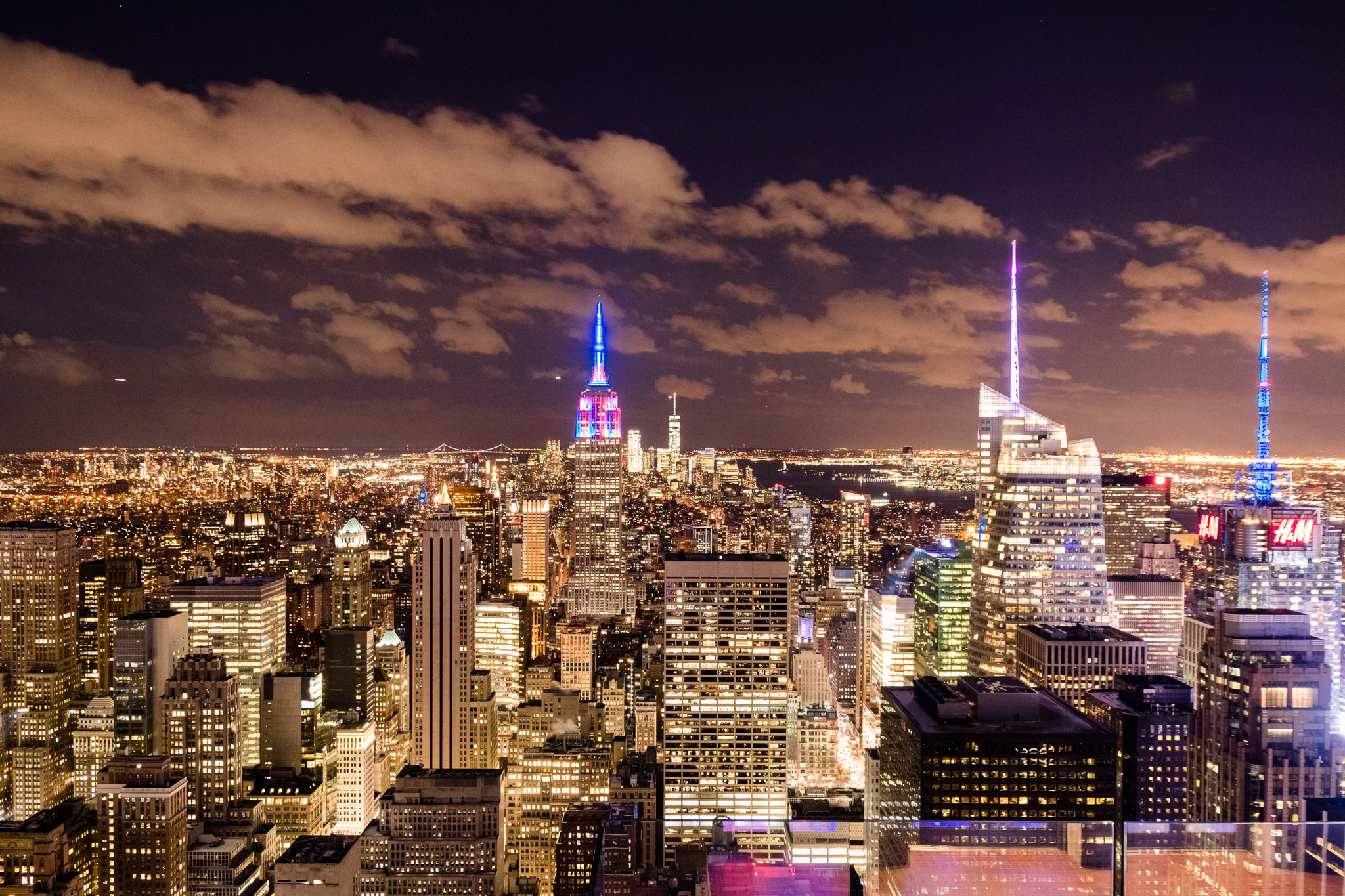 Canon EOS 80D + Sigma 17-70mm F2.8-4 DC Macro OS HSM sample photo. Empire state, ny. photography