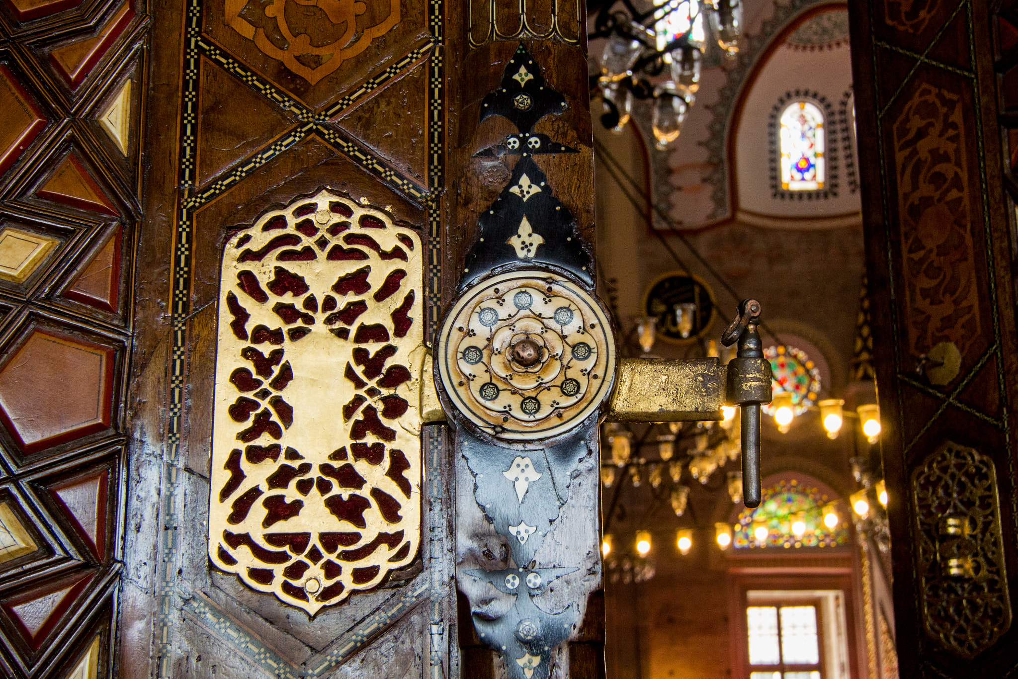 Nikon 1 V2 sample photo. Mosque door, istanbul photography