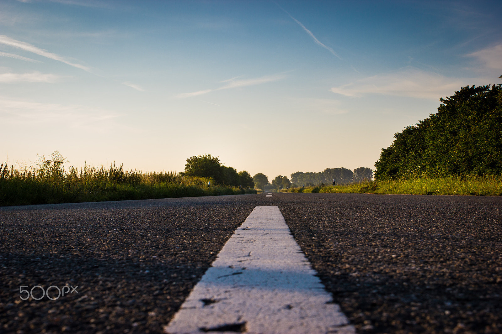 Canon EF-S 17-55mm F2.8 IS USM sample photo. Lonely road photography