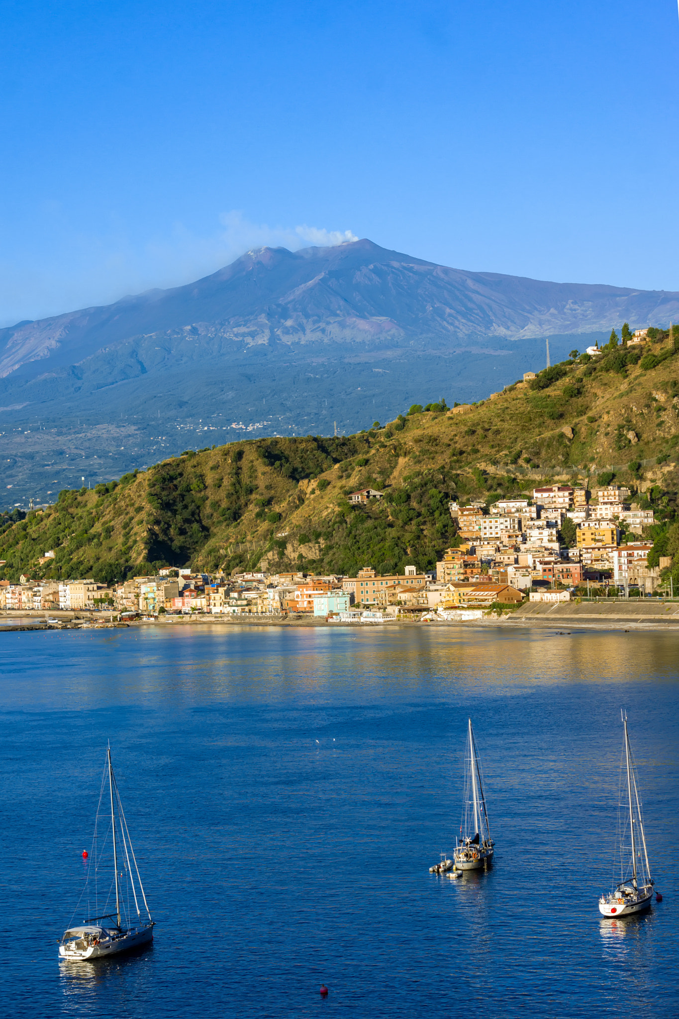 Sony Alpha NEX-7 + Sony E 55-210mm F4.5-6.3 OSS sample photo. Gulf of giardini naxos photography