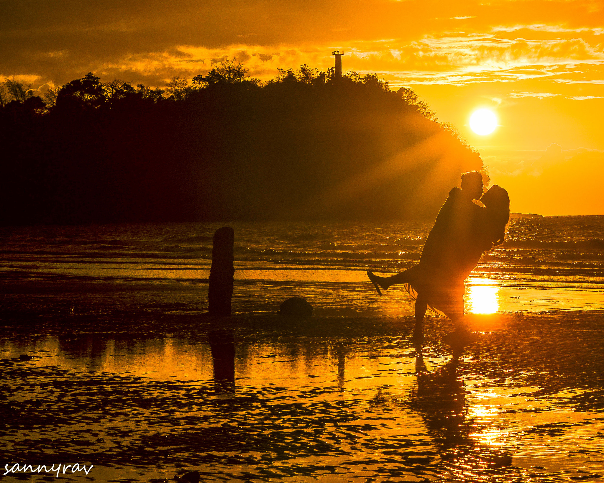 AF Zoom-Nikkor 35-70mm f/2.8D sample photo. Love photography