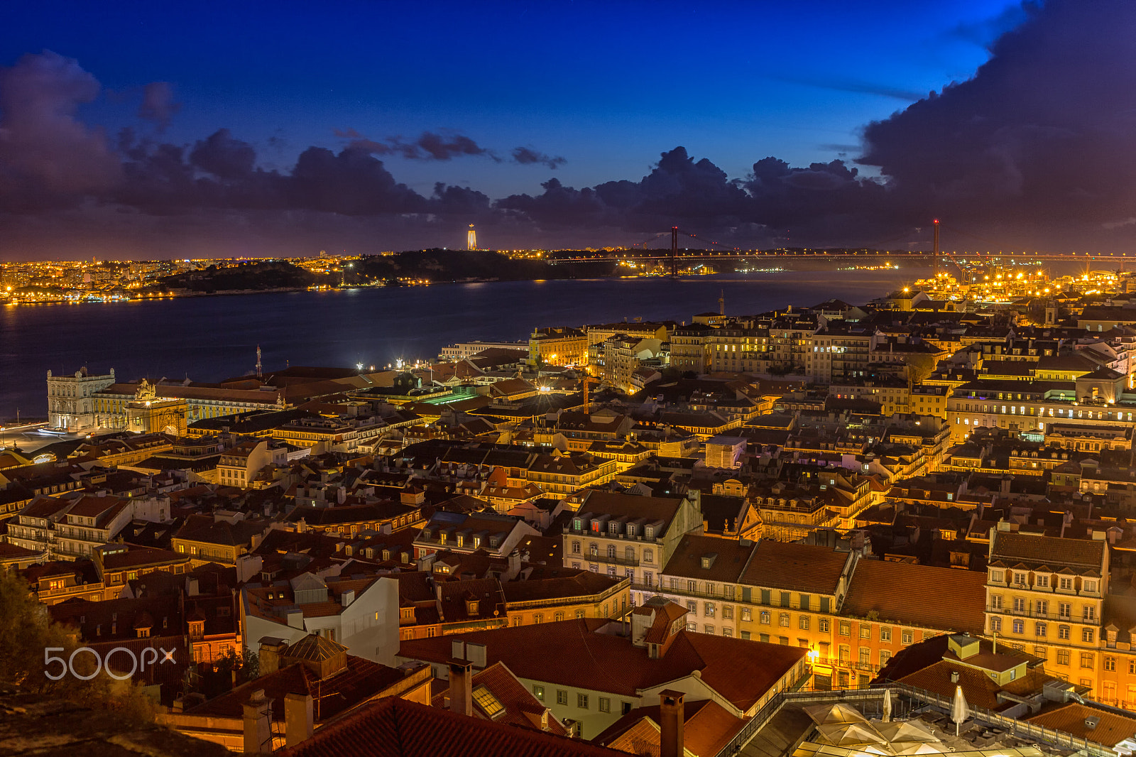 Canon EOS 60D + Canon EF 24-70mm F4L IS USM sample photo. Lisbon from castelo de são jorge at night ii photography