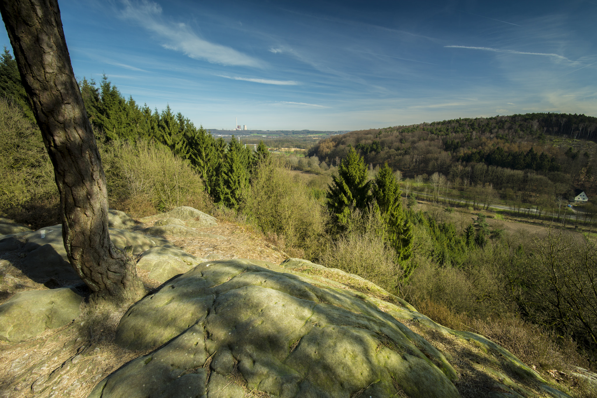 Nikon D610 + Nikon AF-S Nikkor 16-35mm F4G ED VR sample photo. Dörenther klippen mit blick nach ibbenbüren photography