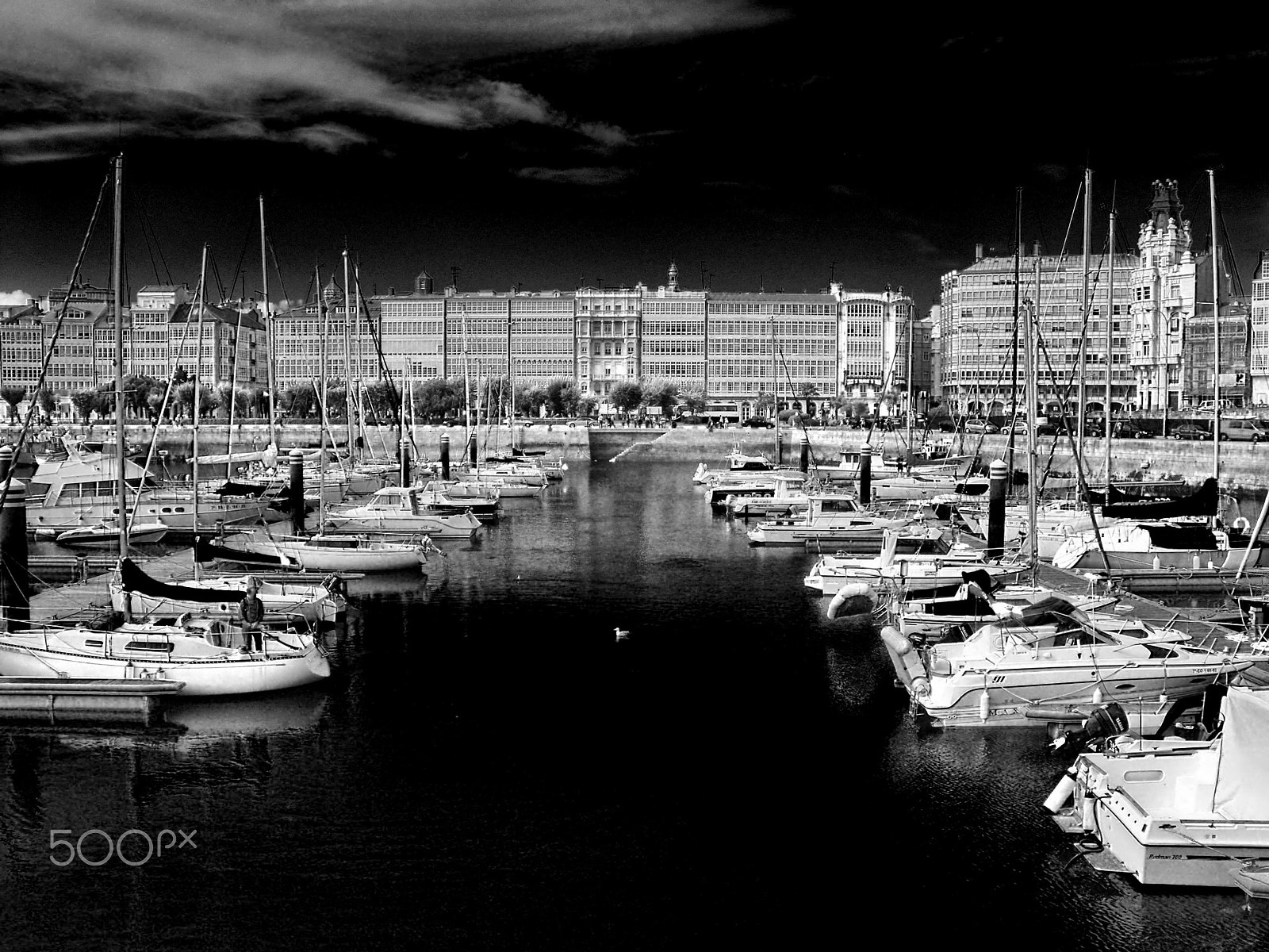 Samsung Pro 815 sample photo. Darsena y galerias de la marina photography