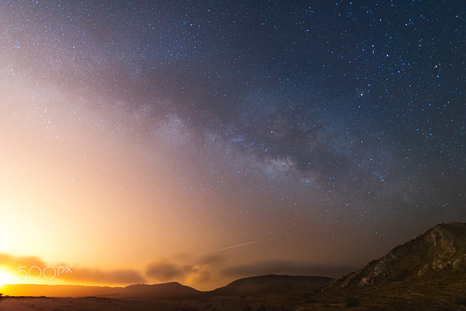 Nikon D750 + Nikon AF-S Nikkor 20mm F1.8G ED sample photo. Time to light up the world photography