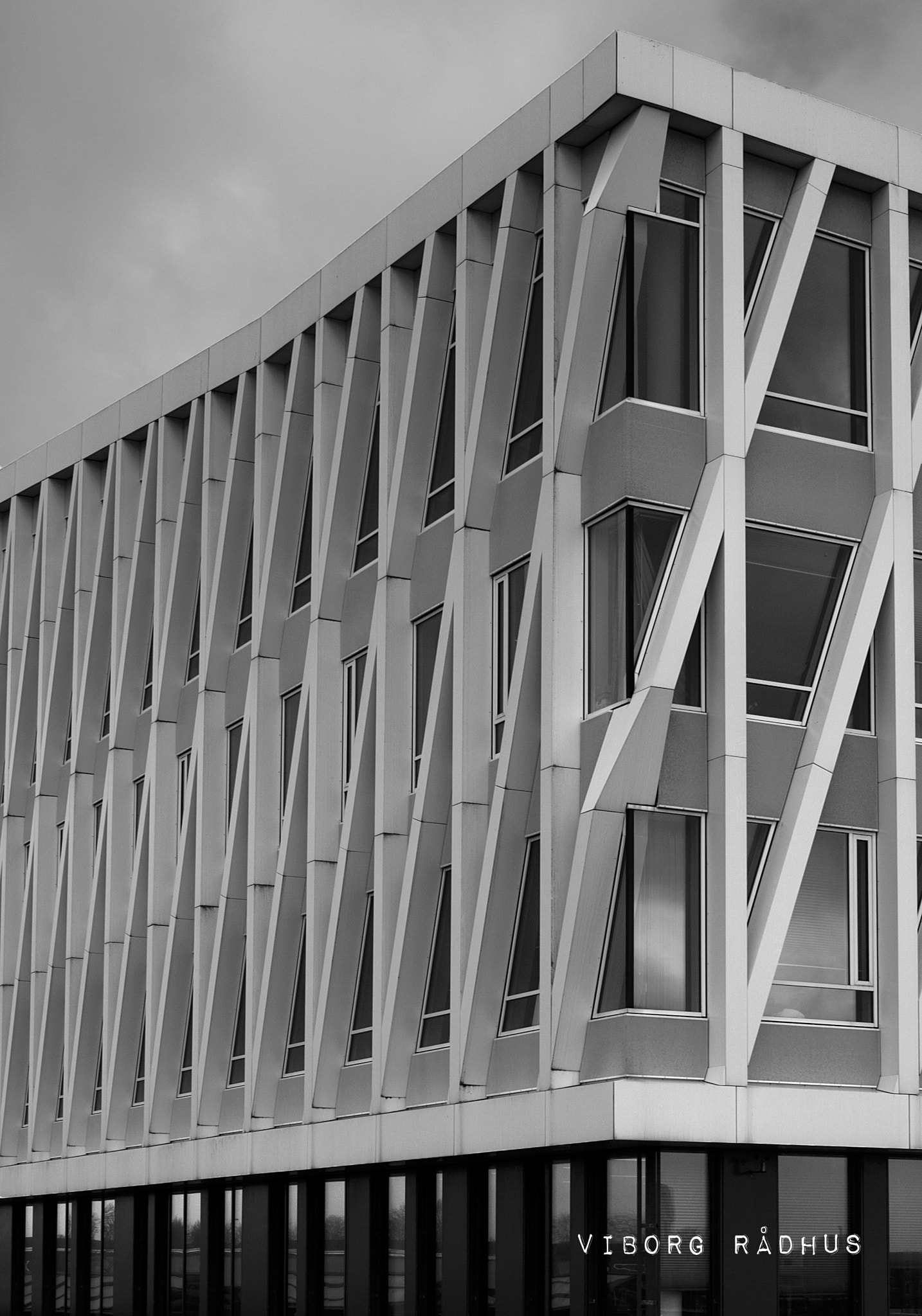 Canon EOS 5D Mark II + Canon EF 35mm F2 sample photo. Viborg - city hall photography