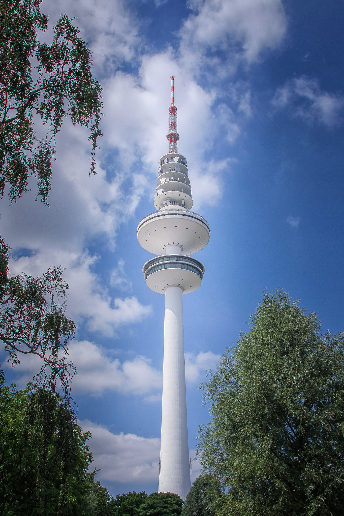 EF28-70mm f/2.8L USM sample photo. Fernsehturm hamburg photography