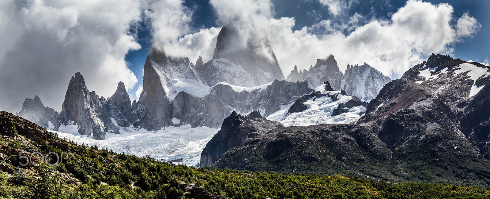 Canon EF 100mm F2.8L Macro IS USM sample photo. Fitz roy panoramic photography