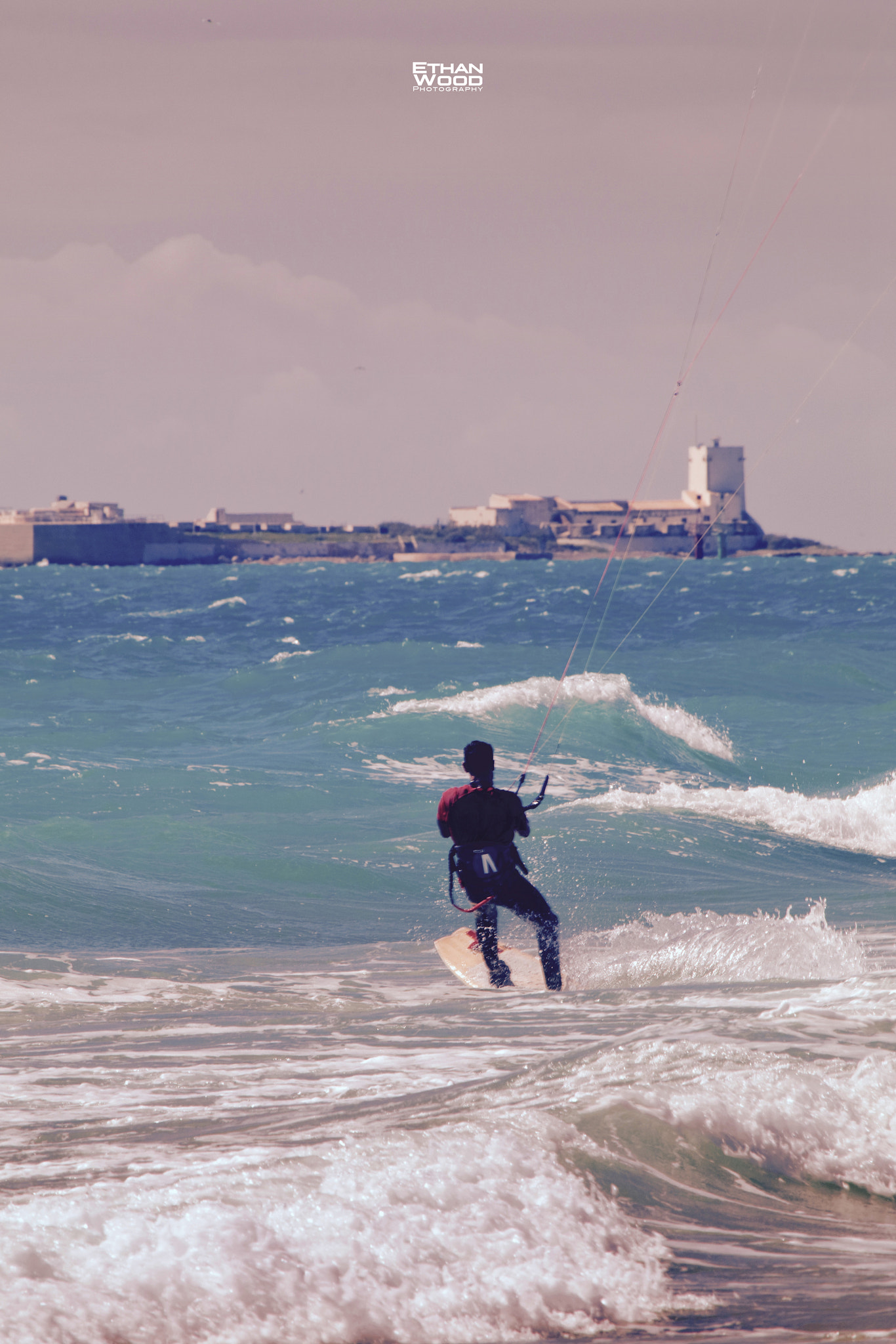 Canon EOS 80D + Canon EF 100-400mm F4.5-5.6L IS USM sample photo. Kite surf photography