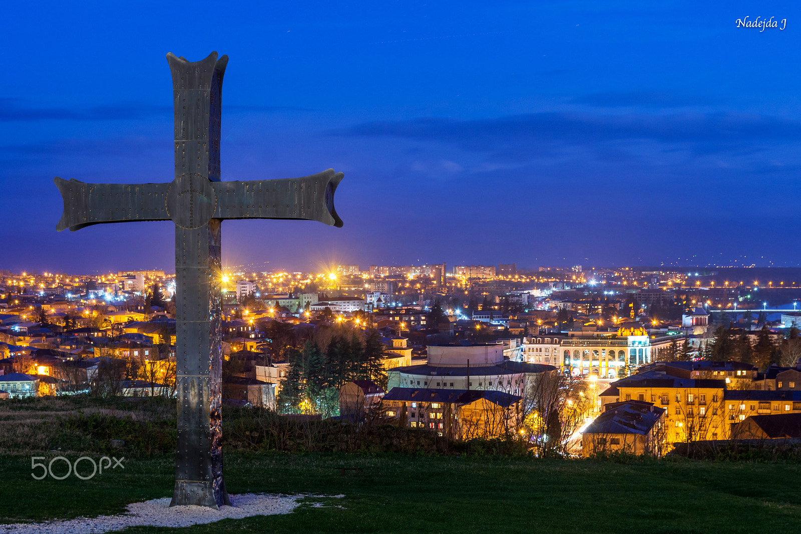 Pentax K-5 II sample photo. Under the shadow of the cross photography