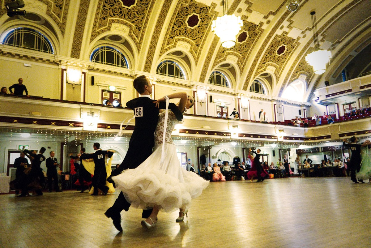 Sony Cyber-shot DSC-RX100 II + Sony 28-100mm F1.8-4.9 sample photo. Dancesport at kings hall photography