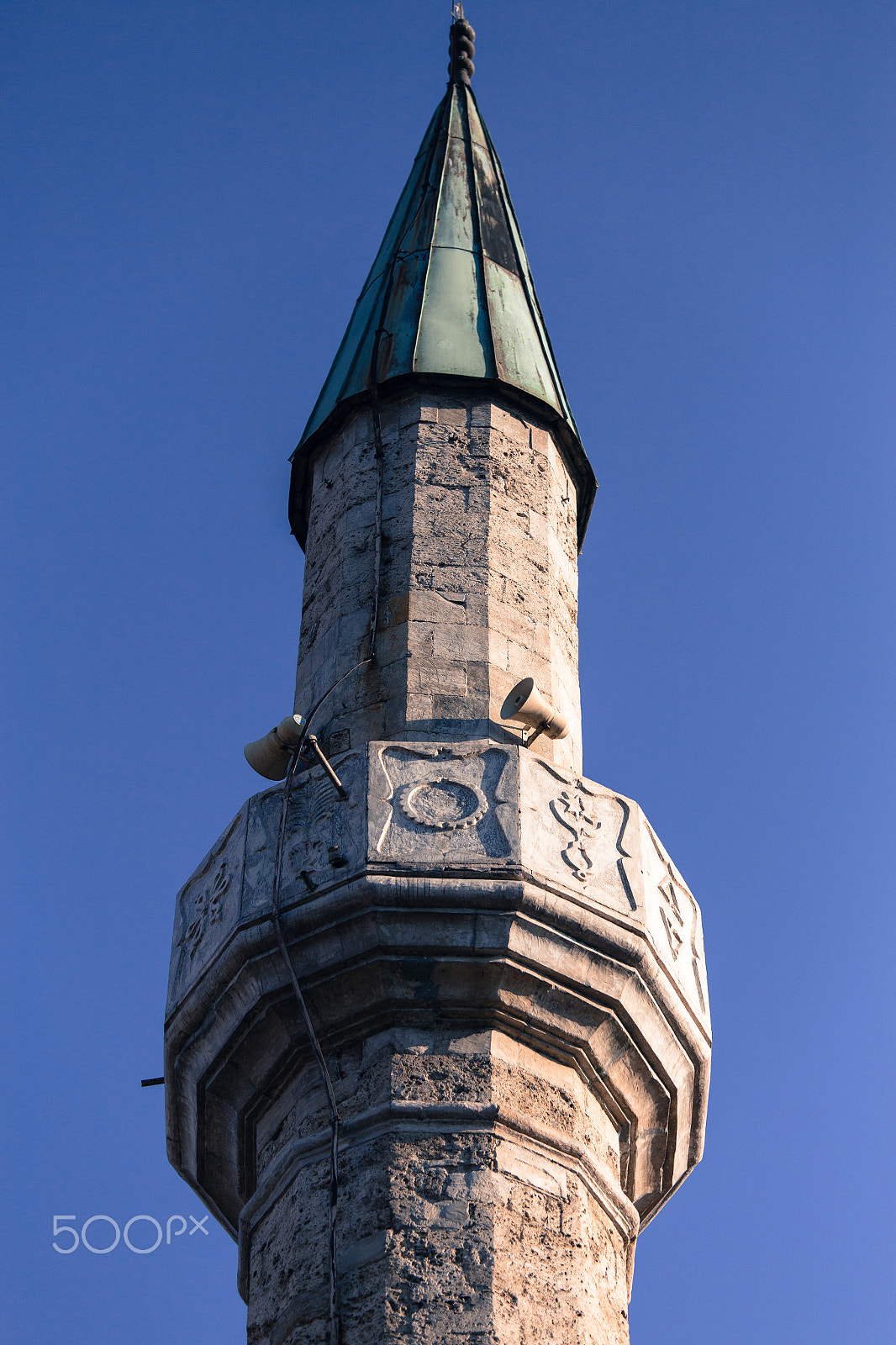 Canon EOS 6D + Canon EF 70-200mm F4L IS USM sample photo. Minaret photography