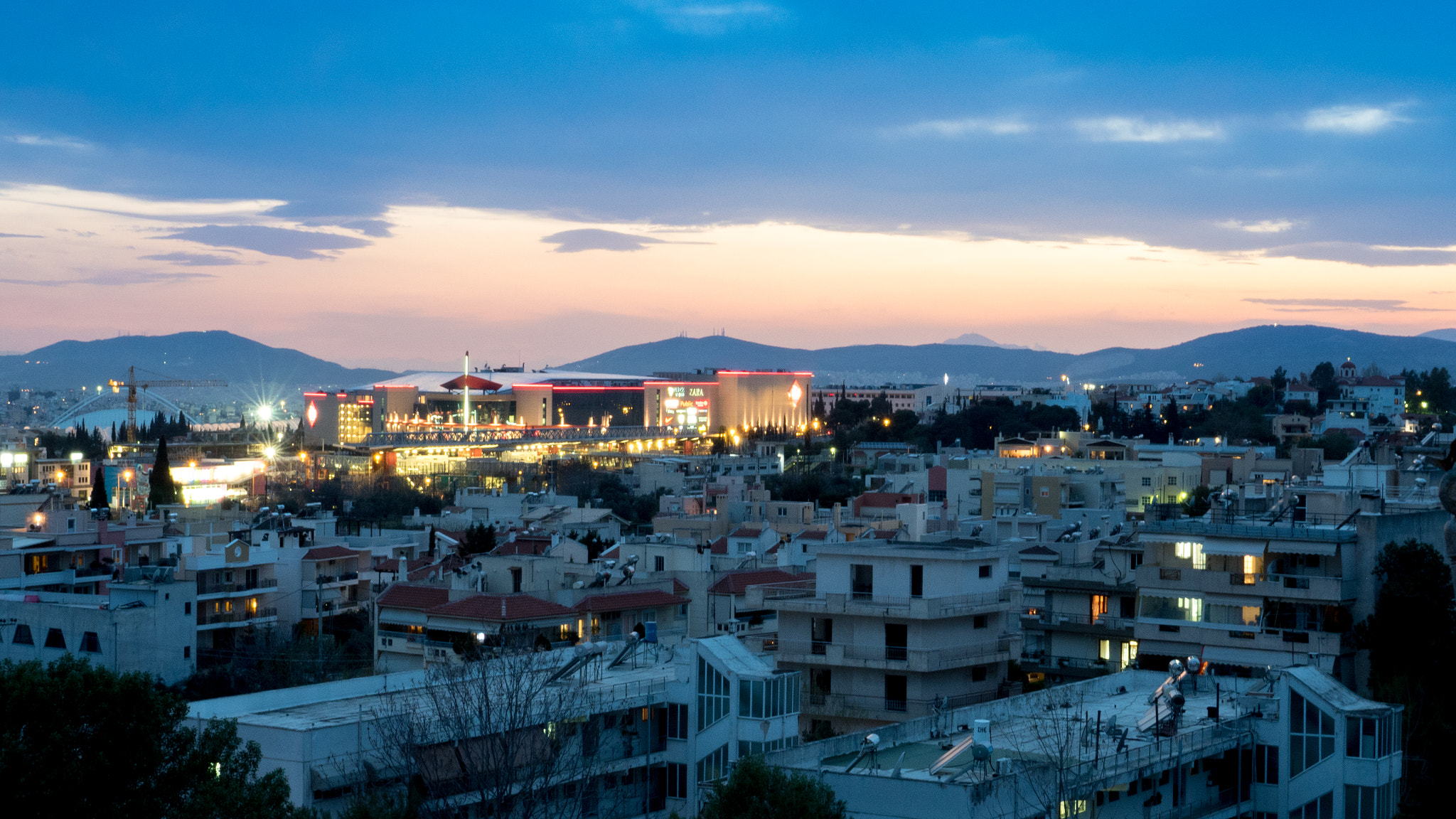 Olympus OM-D E-M5 II + Sigma 30mm F1.4 DC DN | C sample photo. View from my home athens photography