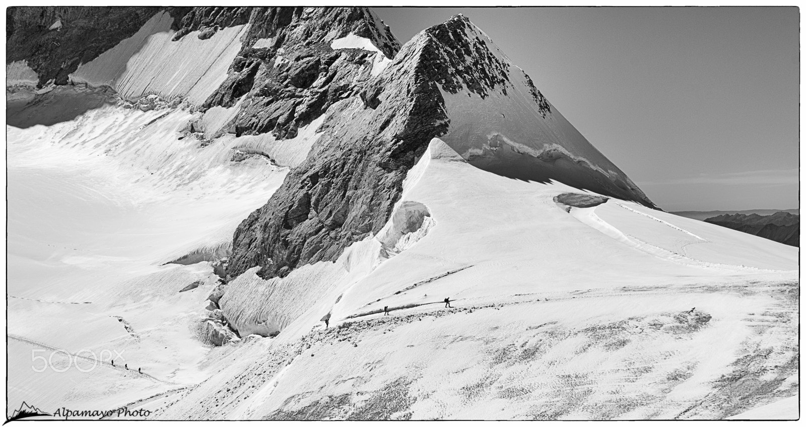Nikon AF-S Nikkor 24-70mm F2.8G ED sample photo. Climbing jungfrau photography
